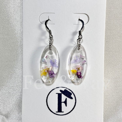 乾燥花をレジンで固定して作った花束ピアス、シルバー S925 ピアス　Feel&Way feel.and.way feel-way.com